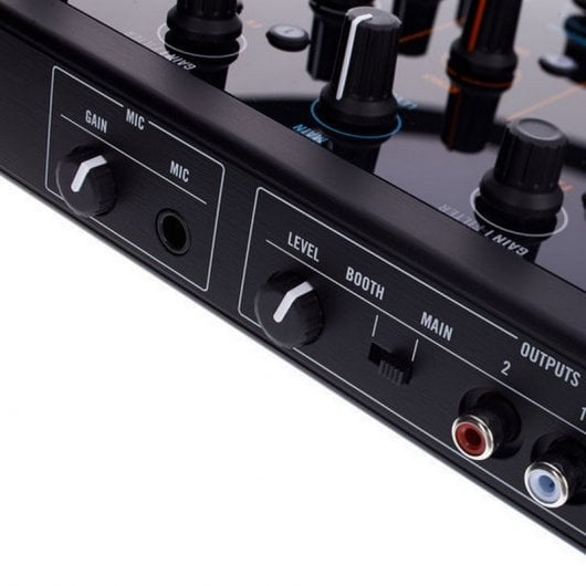 Native Instruments Traktor Kontrol S2 MKII Controladora DJ 2 Canales