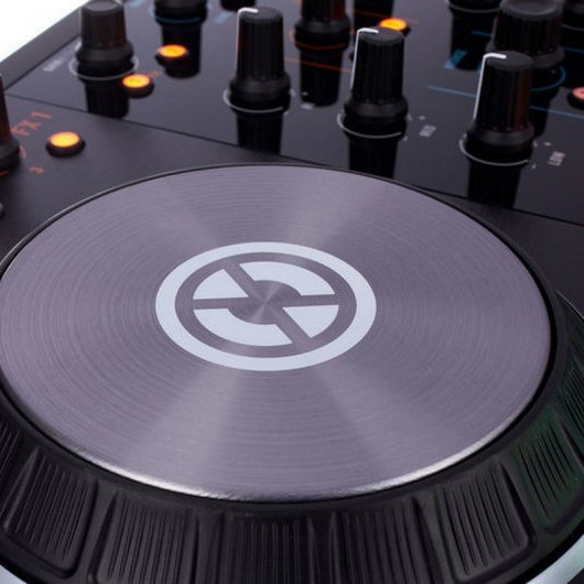 Native Instruments Traktor Kontrol S2 MKII Controladora DJ 2 Canales